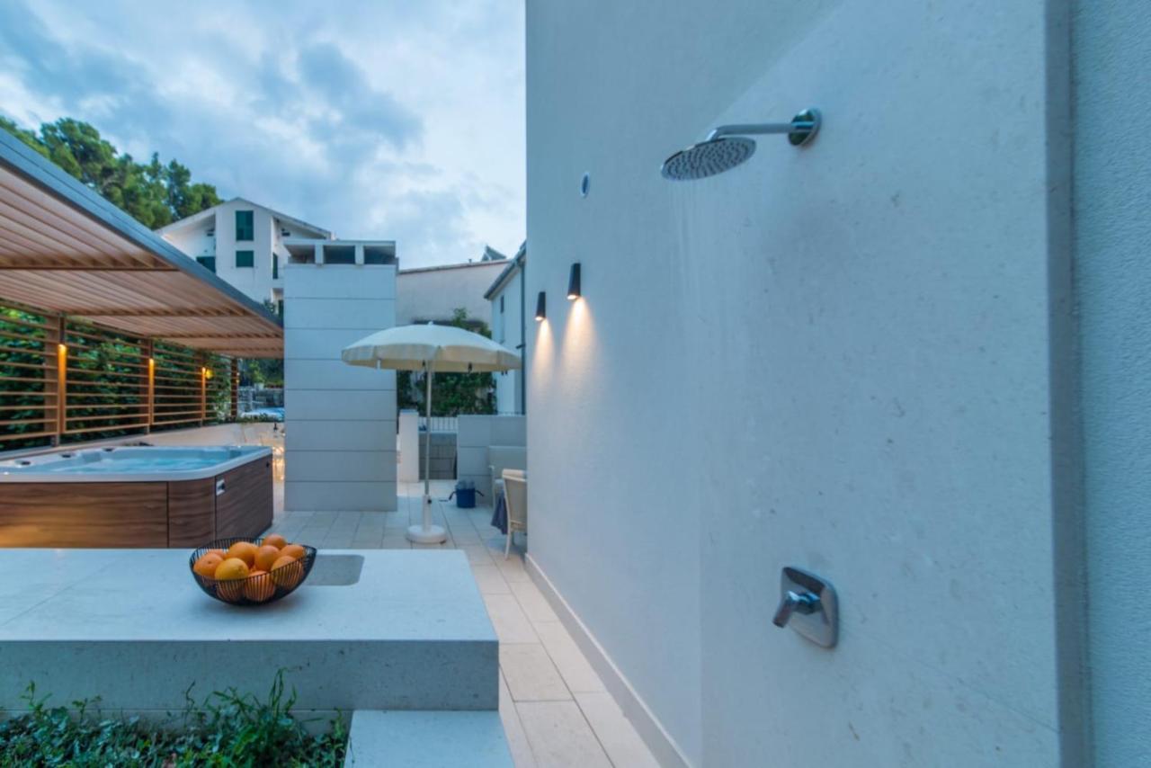 Apartments Villa Medic Brela Exterior photo